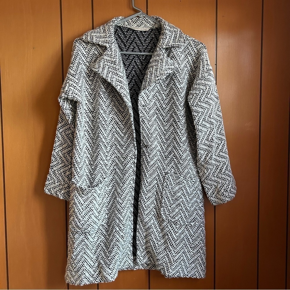 Soft Surroundings Black & White Zigzag Pattern Duster Sweater Cardigan Size XS